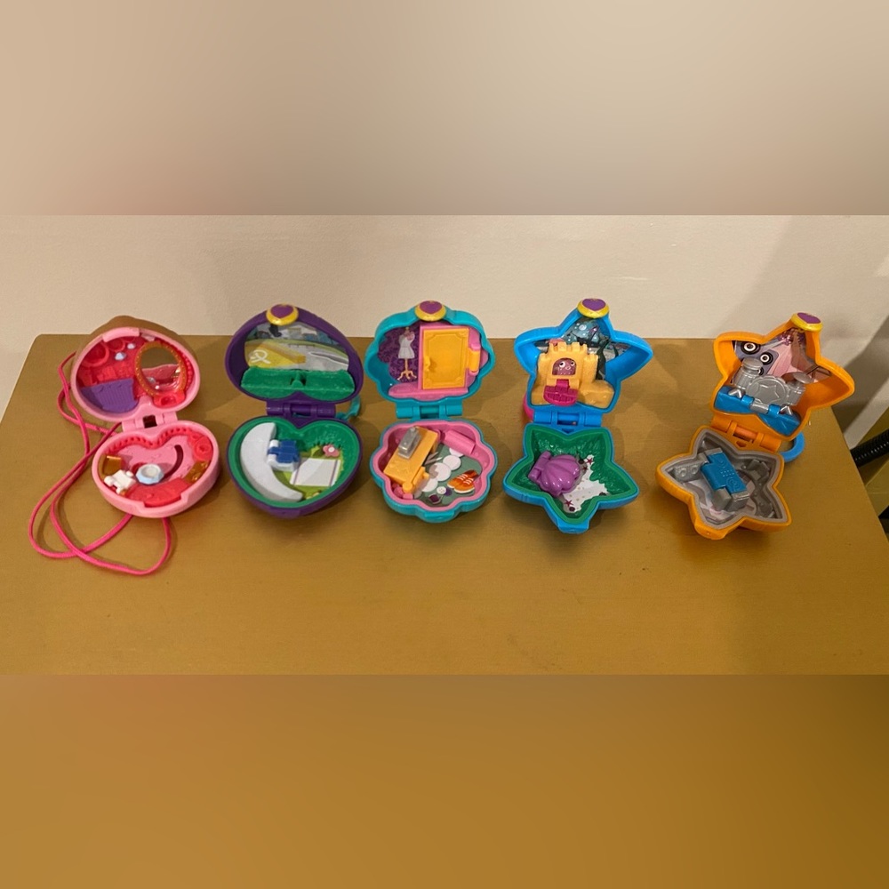 Polly Pocket Lot